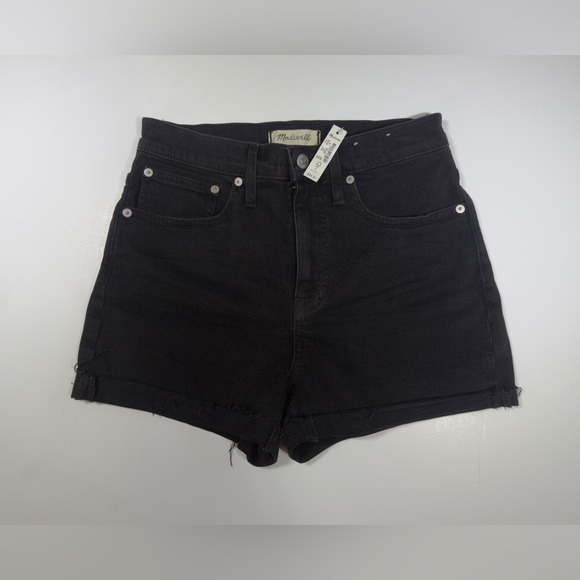 Madewell Black Women's Jean Shorts 🖤
*NEW WITH TAGS 🏷️
99% COTTON ✅ - Picture 2 of 10
